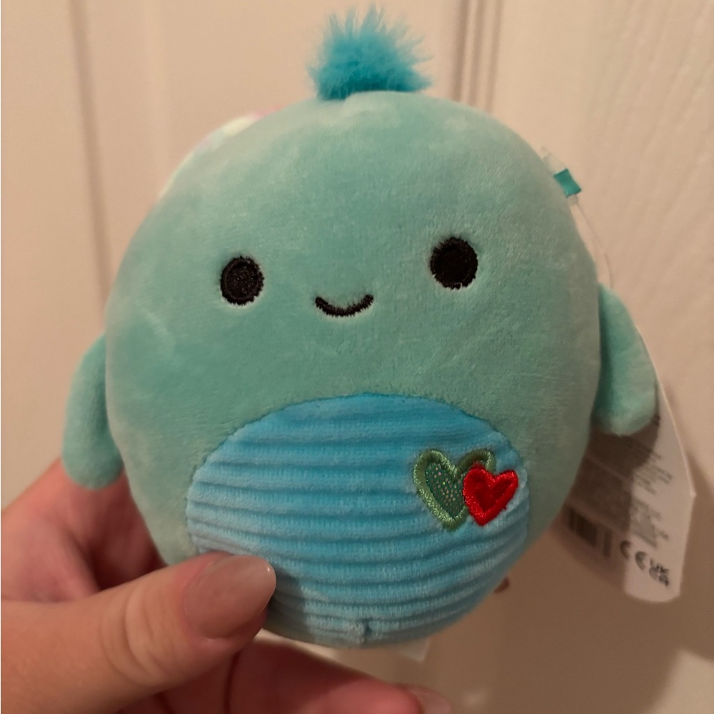Cascade the Sea Turtle with Hearts Squishmallow 5”